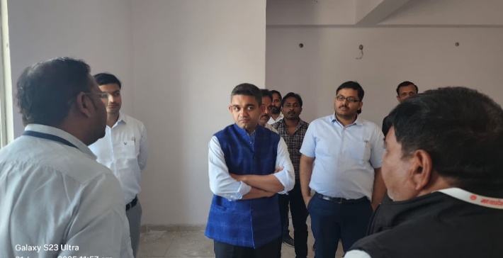 मनावर मंदिर के बगैर  अनुमति लिए बनाई सड़क  की शिकायत पहुंची भोपाल मुख्यमंत्री के संज्ञान में लाया गया मामला अधिकारी के खिलाफ एक्शन की तैयारी