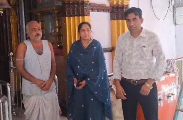 धार जिले के धरमपुरी में महाशिवरात्रि पर्व को देखते हुए मुख्य नगर पालिका अधिकारी माया मंडलोई ने रविवार को  बेट संस्थान टापू का निरीक्षण किया