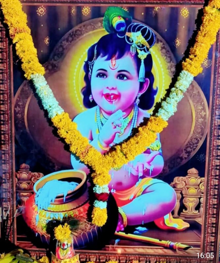 नालछा ग्वाल परिवार के वरिष्ठ और युवा साथ मिलकर बड़ा रहे अपनी पारंपरिक विरासत  प्रतिदिन हो रहा फाग गीतो का गायन,अन्य समाज का भी मिल रहा सहयोग