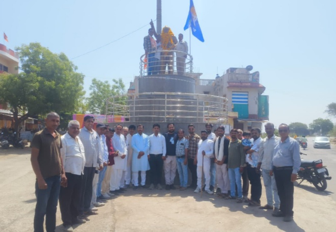 प्रतापगढ़ जिले में भारतीय जनता पार्टी ने भारत रत्न बाबा साहब डॉ भीमराव अंबेडकर की जयंती धूमधाम से मनाई