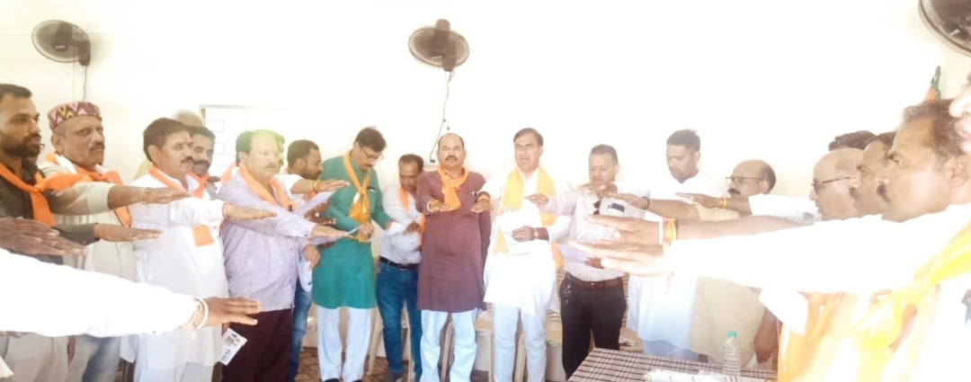 नालछा मोदी सरकार के 11 वर्ष पूर्ण होने पर नालछा में संकल्प सभा का किया गया आयोजन  सरकार की उपलब्धियों को जमीन तक पहुंचाने के लक्ष्य के साथ देश को विकसित बनाने के लिए लिया गया संकल्प