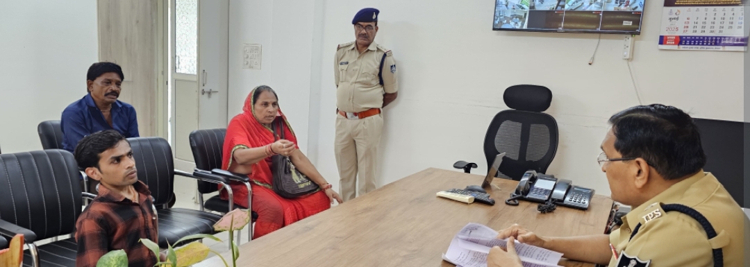 बडवानी पुलिस अधीक्षक ने की जनसुनवाई, समस्याओं के त्वरित समाधान के लिए समस्त  थाना प्रभारियों को दिए निर्देश