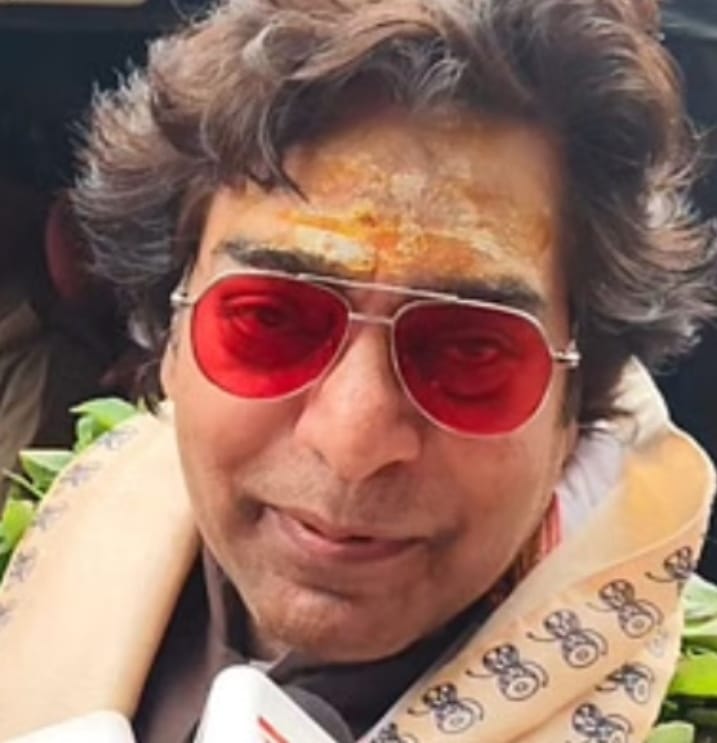 फिल्म अभिनेता आशुतोष राणा ने काशी विश्वनाथ मंदिर में किए दर्शन