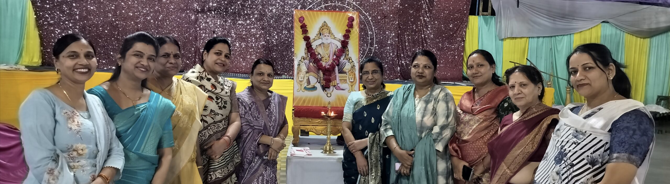 धार अग्रवाल समाज केंद्रीय समिति धार द्वारा कार्यकारणी बैठक संपन्न,तीज महोत्सव का होगा 27 जुलाई को भव्य आयोजन