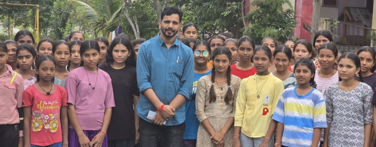 सुसारी जयस प्रदेश कार्यकारी, अध्यक्ष ने कस्तुरबा गांधी बालिका छात्रावास सुसारी का दौरा किया।