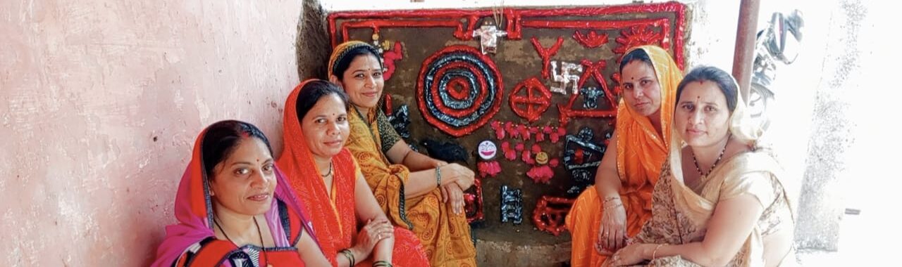 मनावर संजा पर्व जब गोबर बोलता है और फूल मुस्कुराते हैं मालवा और निमाड़ की लोक कला और संस्कृति का अनूठा उत्सव