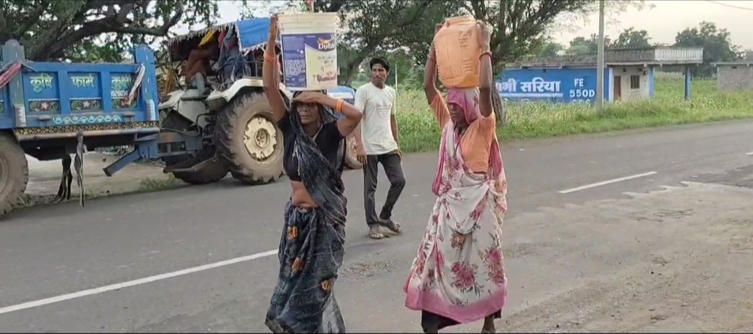 चोरबावड़ी पानी की किल्लत से ग्रामीण जन परेशान, जिम्मेदार अधिकारीओ पर लगाए लापरवाही के आरोप 