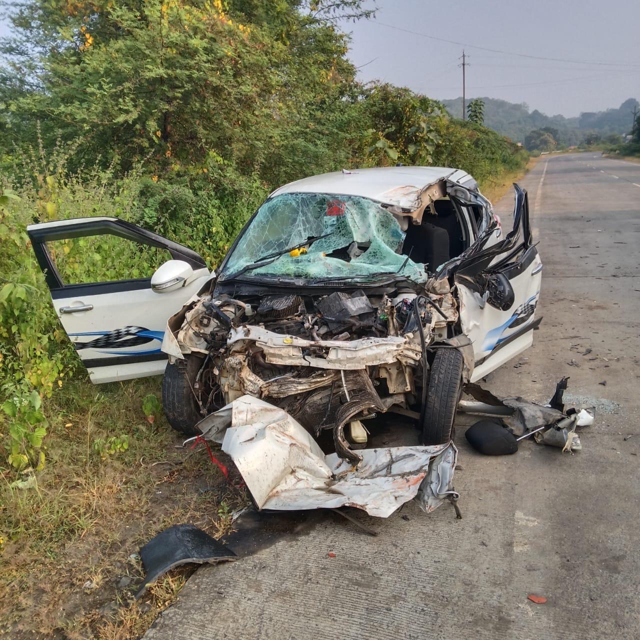 दर्दनाक सड़क हादसा — कार और आईसर की आमने-सामने टक्कर में दो की मौत, तीन गंभीर घायल...